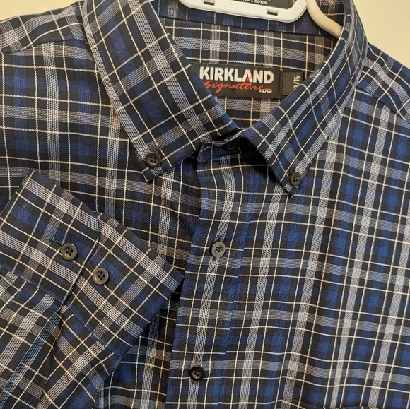 Kirkland Signature Men's Button Down Shirt - Picture 4 of 4